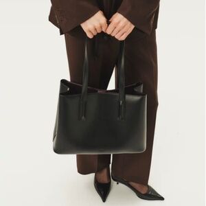 NEW Freja NYC Linnea Tote in Black